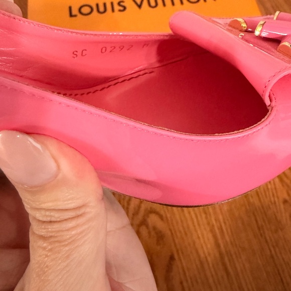 Louis Vuitton Shake Slingback Pumps - Picture 6 of 9